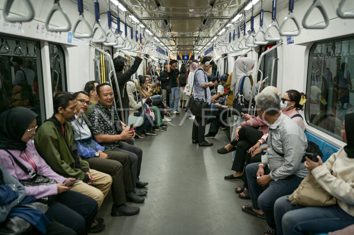 Kenaikan jumlah penumpang MRT Jakarta