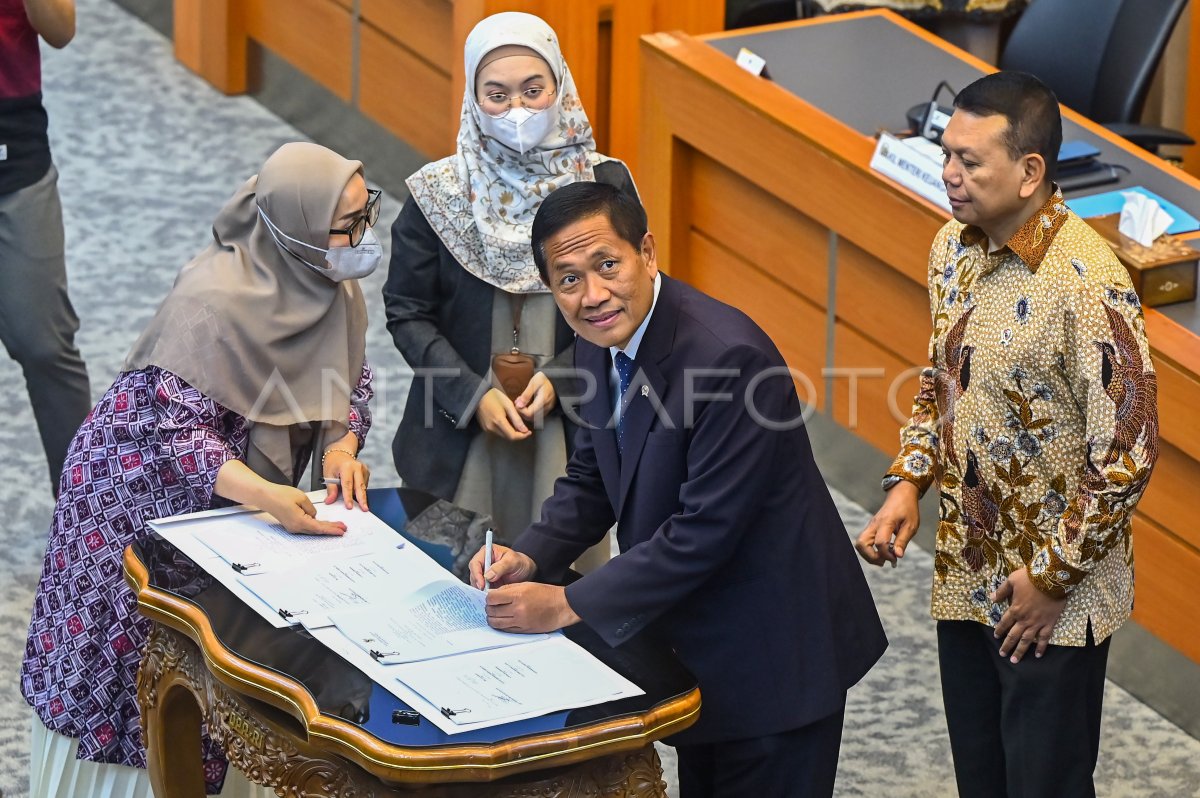 RUU TNI disetujui untuk dibawa ke Rapat Paripurna