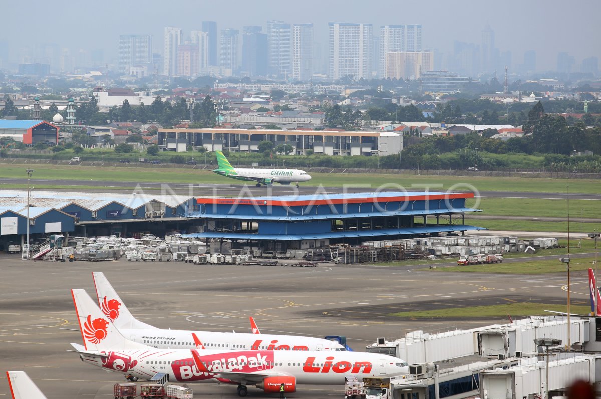 Additional flight request of freight Width 2025