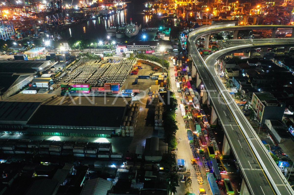 Access to Tanjung Priok Port