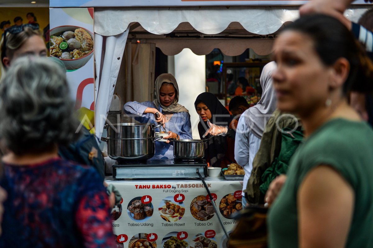 Festival Kuliner dan Sentra Industri di Bandung