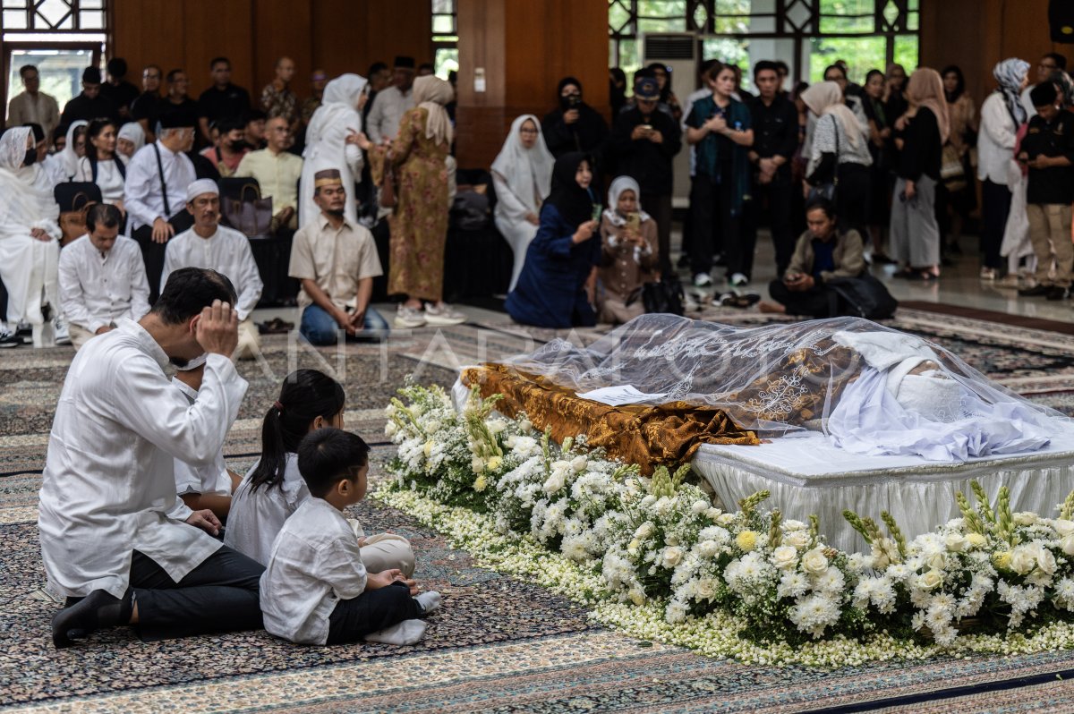 Shop the latists Eddie Mardjoeki Nalapraya died