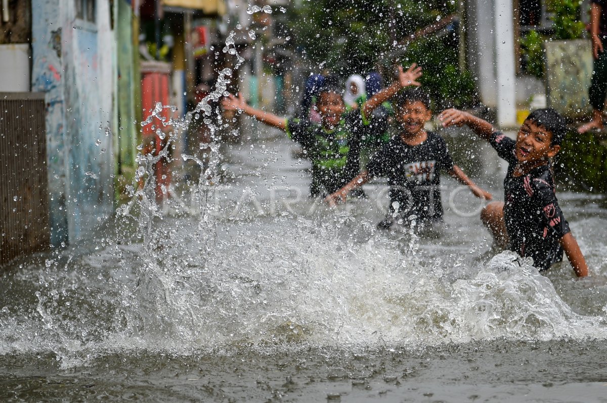 Flood in Bandung District