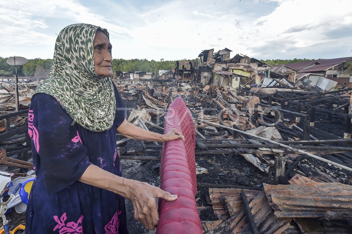 Help for fire victims in Jambi