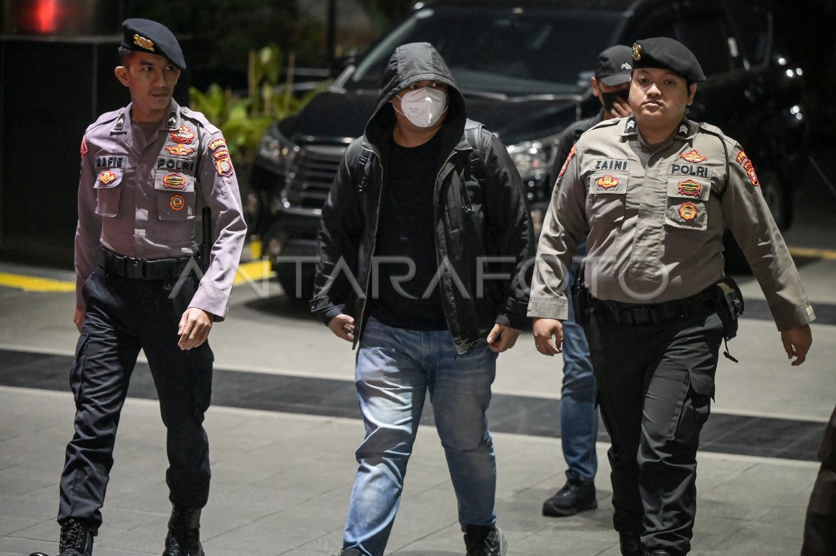 KPK amankan enam orang dalam OTT di Mandailing Natal