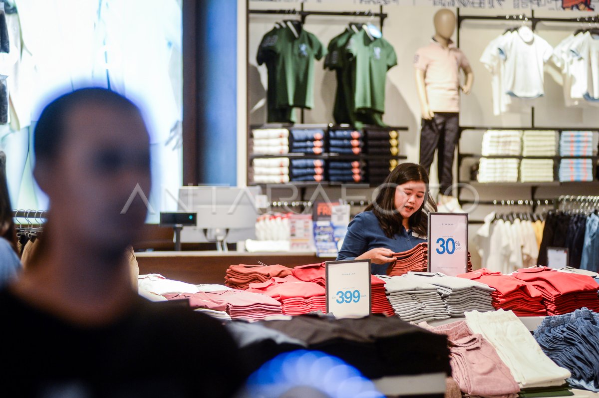 Kontribusi pusat perbelanjaan pada PDRB Banten