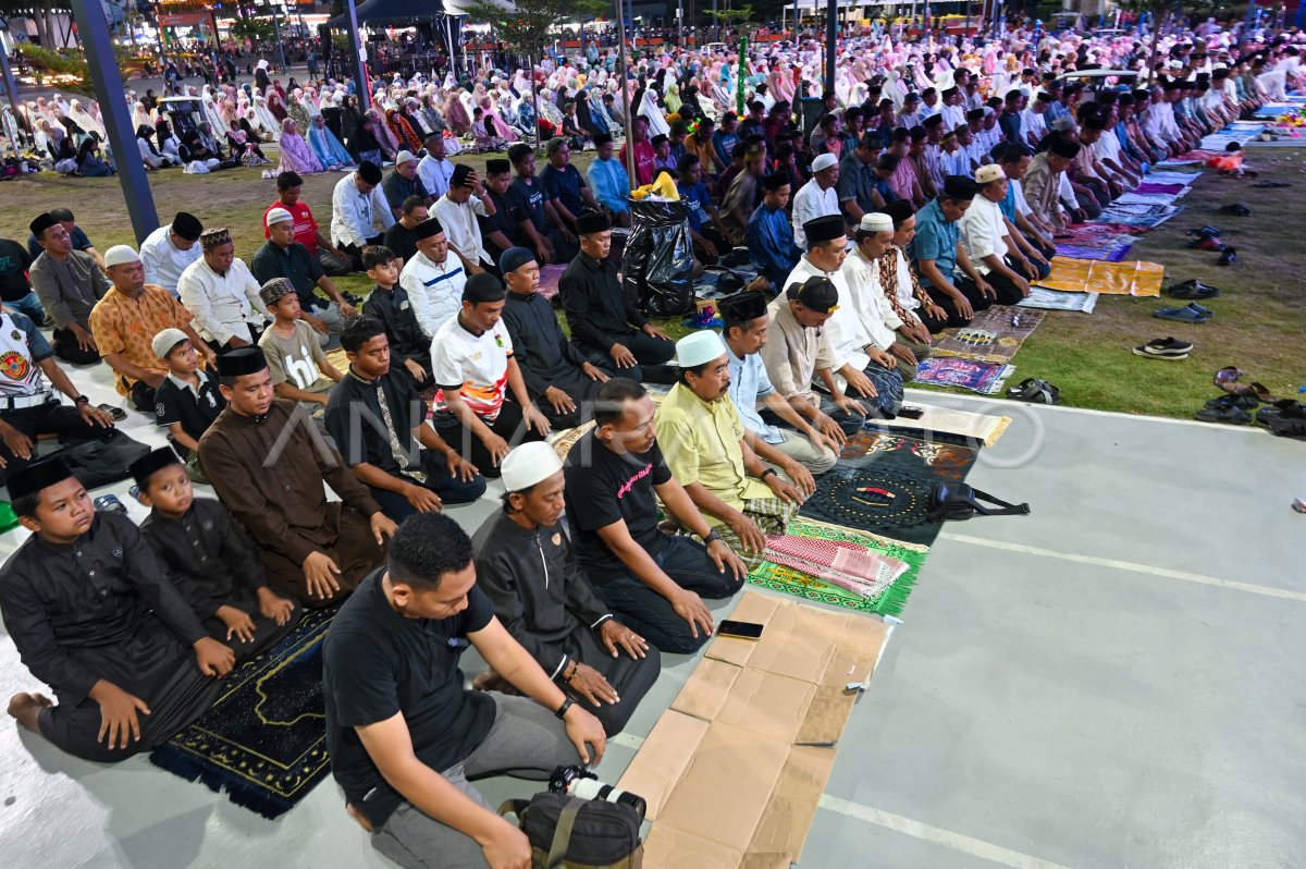 Zikir bersama peringati tujuh tahun bencana di Palu | ANTARA Foto