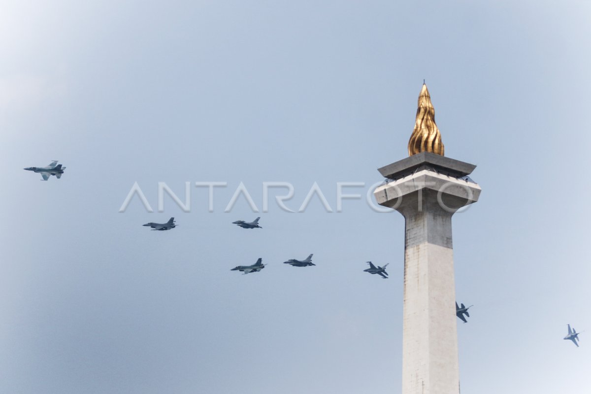 AVIONS DE PASSAGE À LA MOUCHE F16
