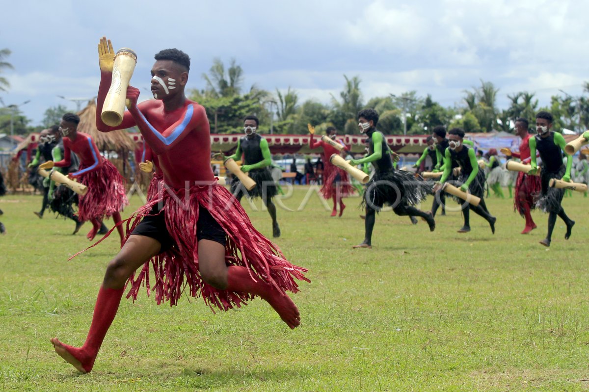 RESPONSIBILITY OF MASYARAKAT ADAT NUSANTARA IN PAPUA | ANTARA Foto