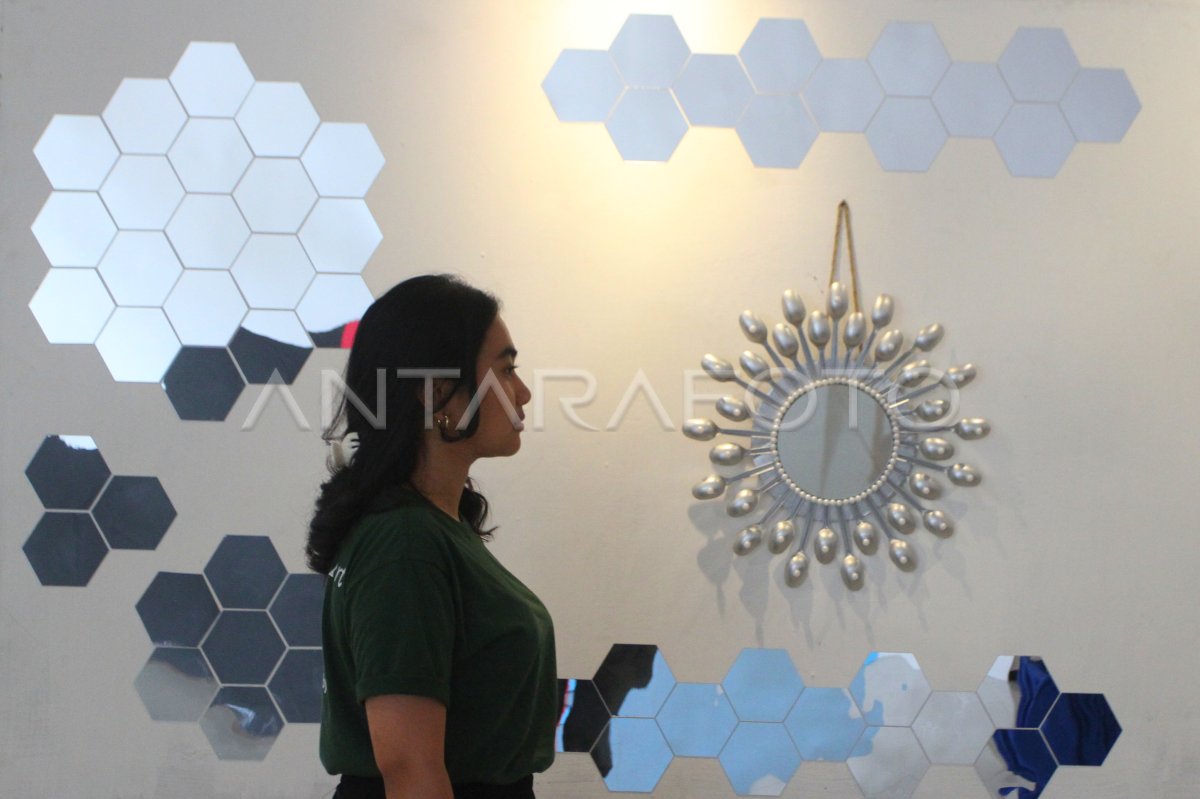 Pameran kerajinan daur ulang barang bekas