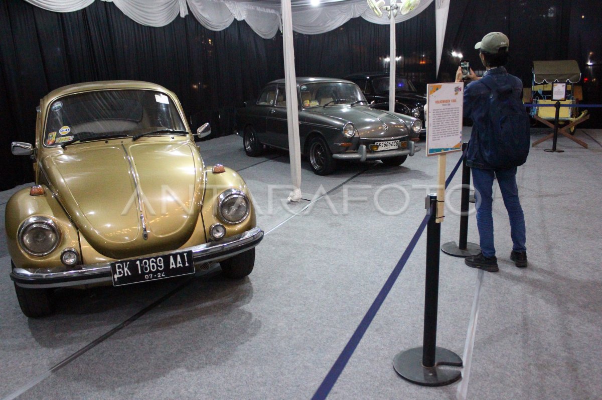 Pameran kendaraan tempo dulu