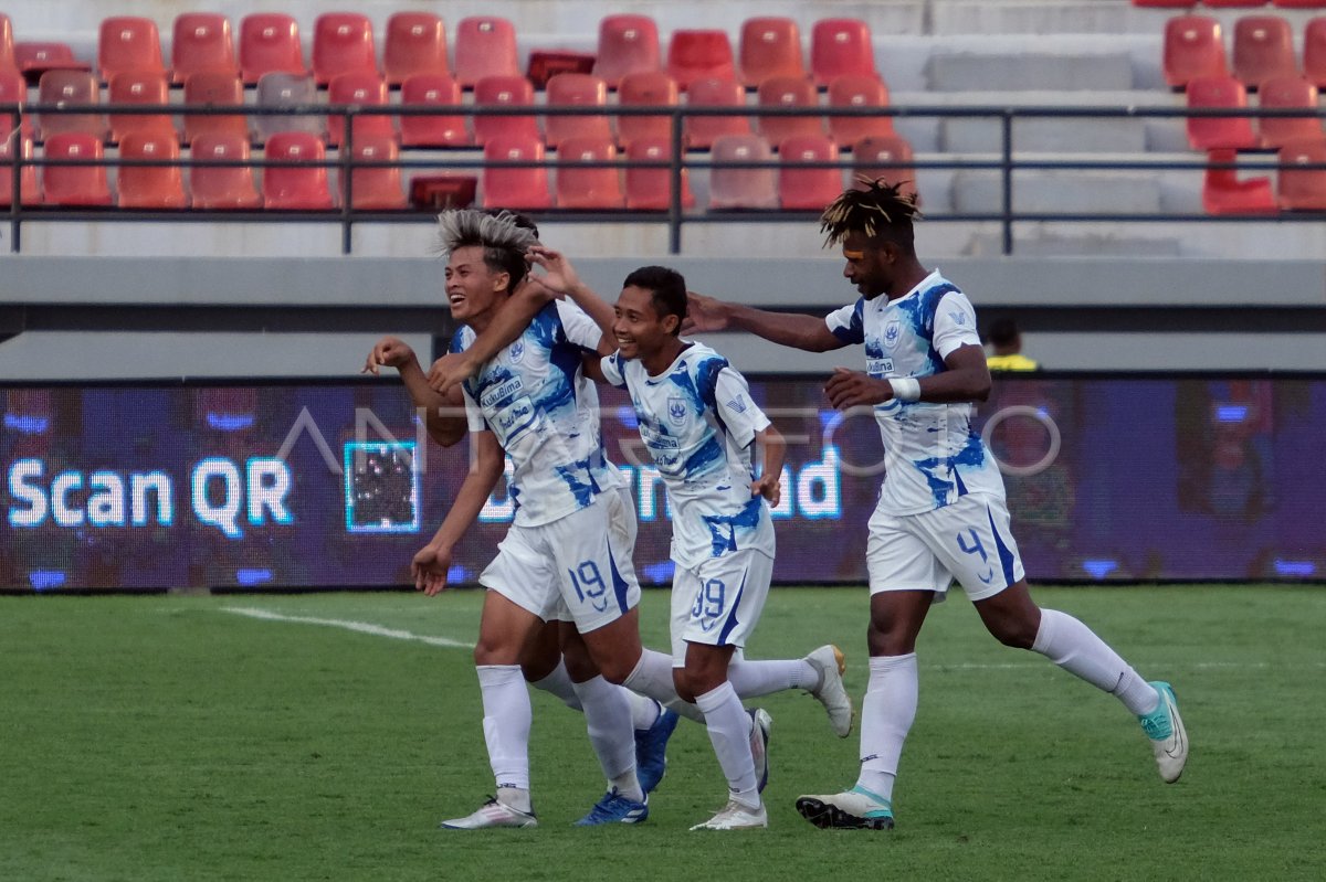 Arema FC kalah lawan PSIS Semarang