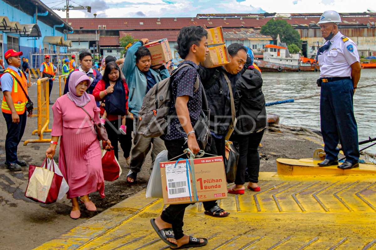 Peningkatan jumlah penumpang di Pelabuhan Tanjung Perak
