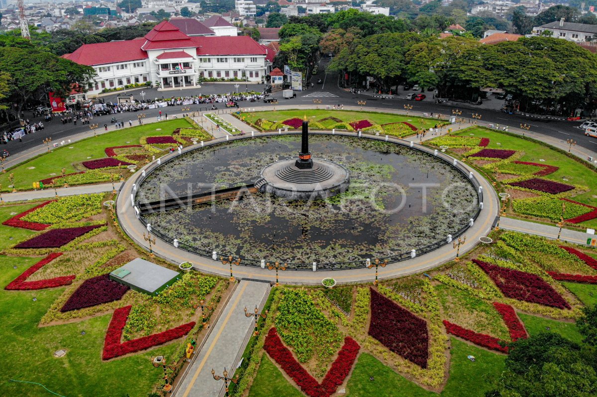 Wajah baru Alun-Alun Tugu Malang | ANTARA Foto