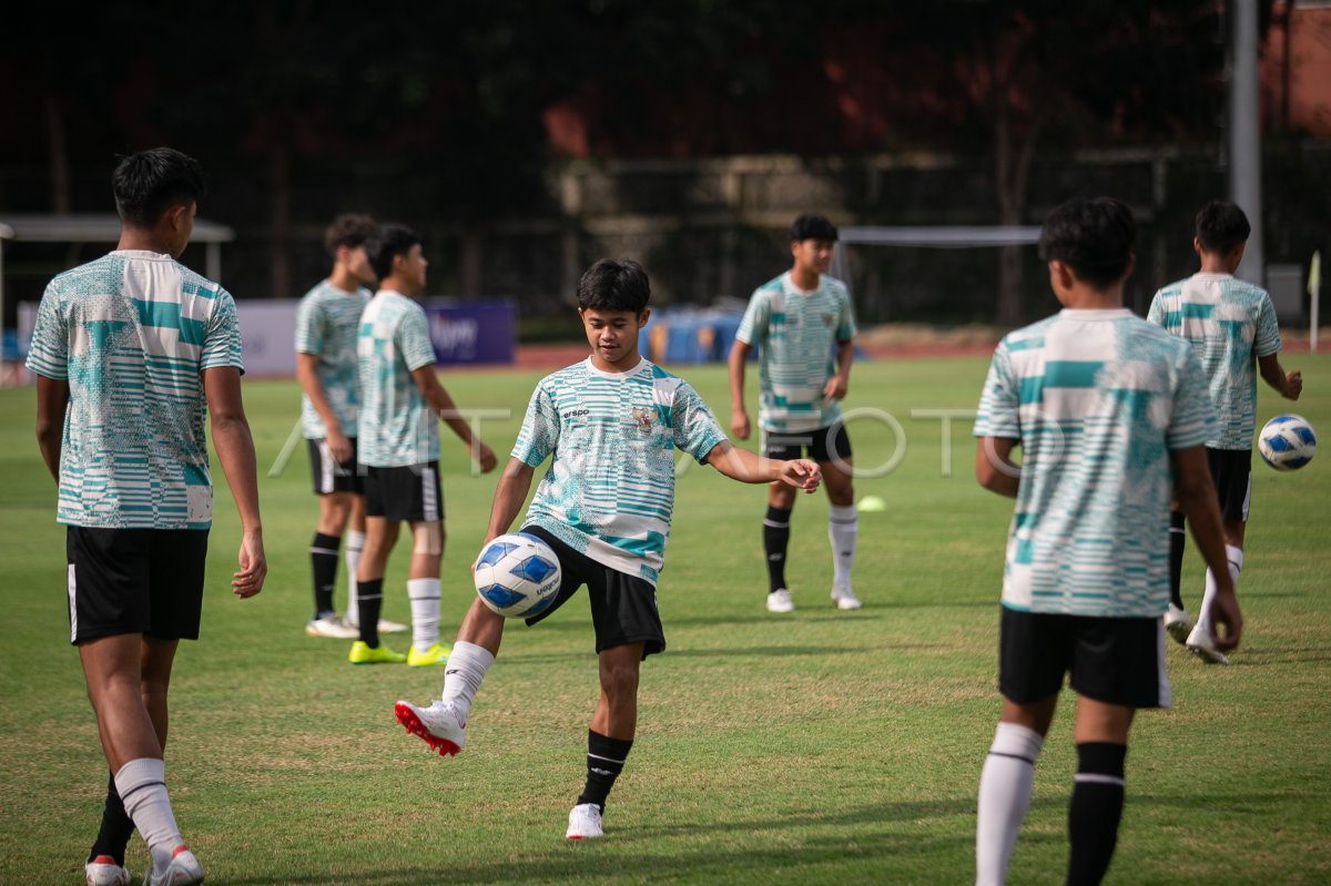 Piala AFF U 16 Latihan Timnas Indonesia Jelang Perebutan Juara Ketiga