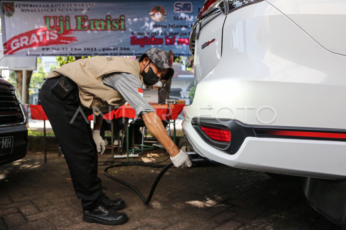 Uji emisi kendaraan gratis di Semarang