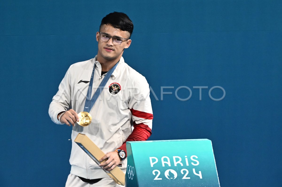 rizki Olimpiade Paris 2024 : Lifter Rizki Juniansyah raih emas | ANTARA Foto