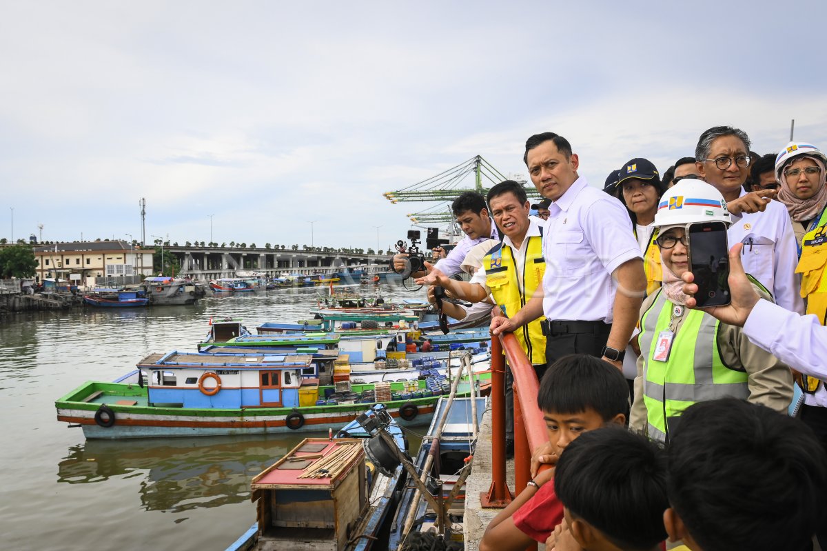 Pembangunan Tanggul Laut Raksasa Undang Minat Investor Luar Negeri
