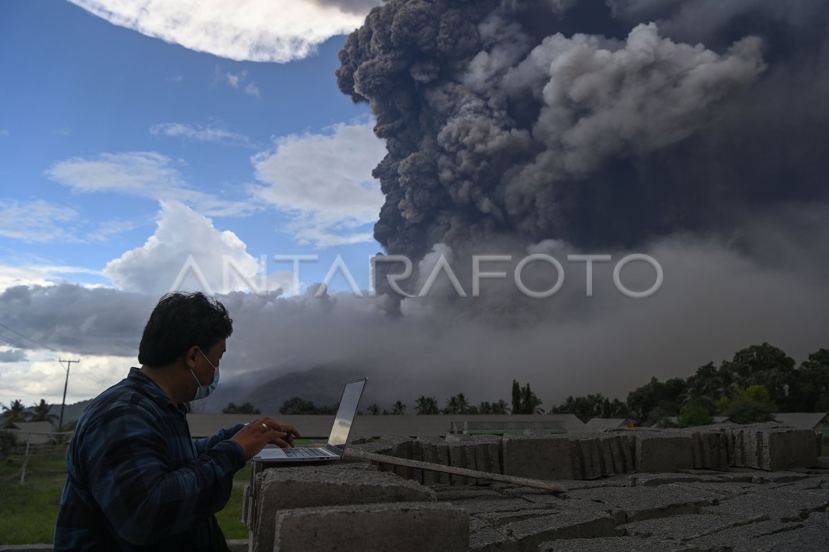Suplai Baru di Tubuh Gunung Lewotobi, Ancaman Erupsi Eksplosif Meningkat