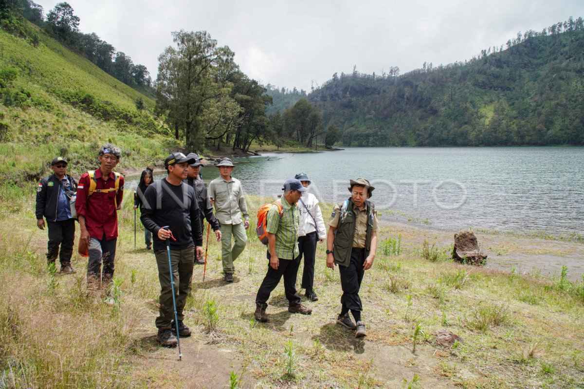 Peninjauan jalur pendakian Gunung Semeru