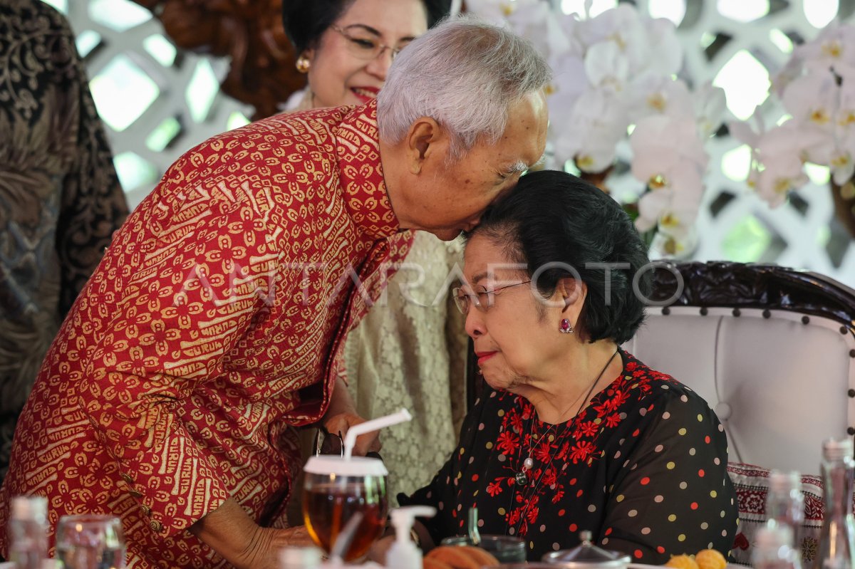 Simple celebration of HUT Megawati Soekarnoputri