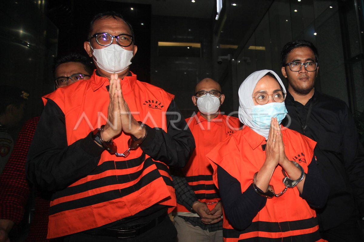 KPK tahan tiga mantan petinggi PT ASDP