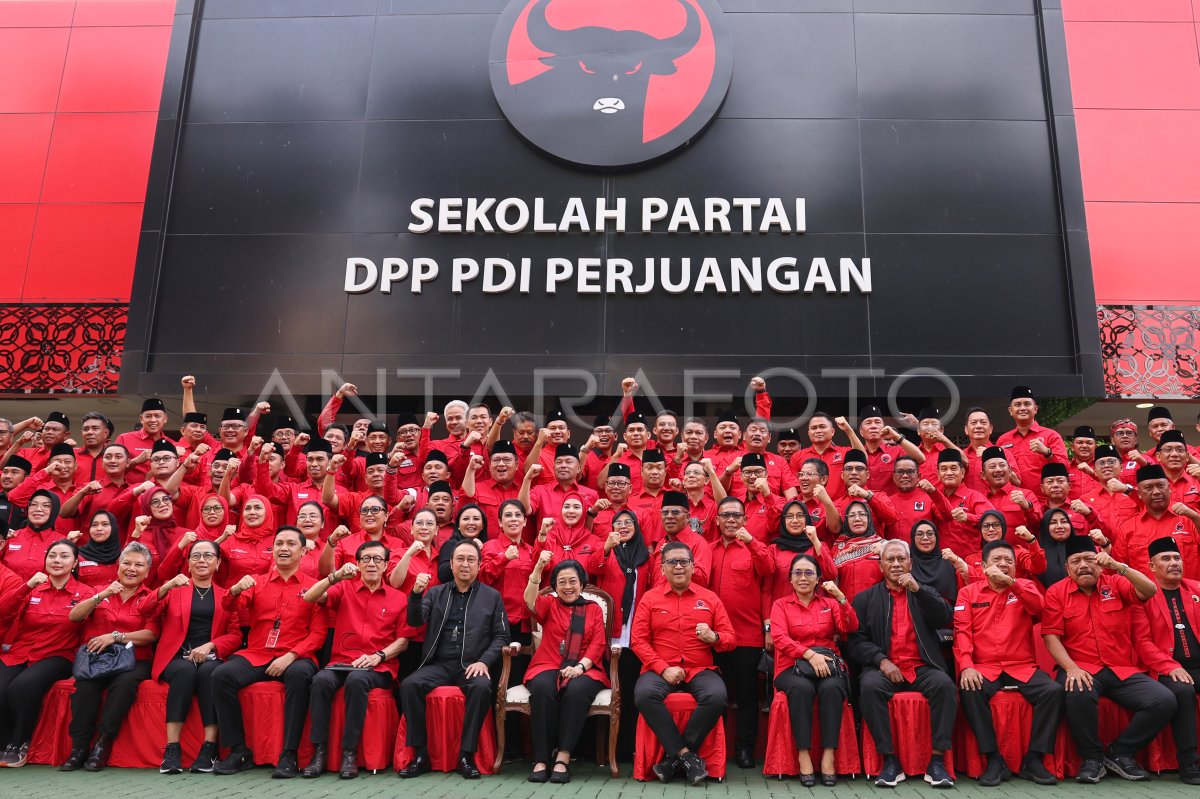 The influence of PDIP cadres is selected as a regional head