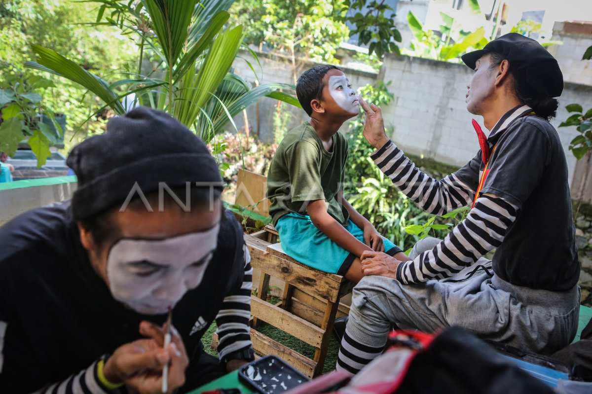 Pelatihan pantomim gratis di Cibubur