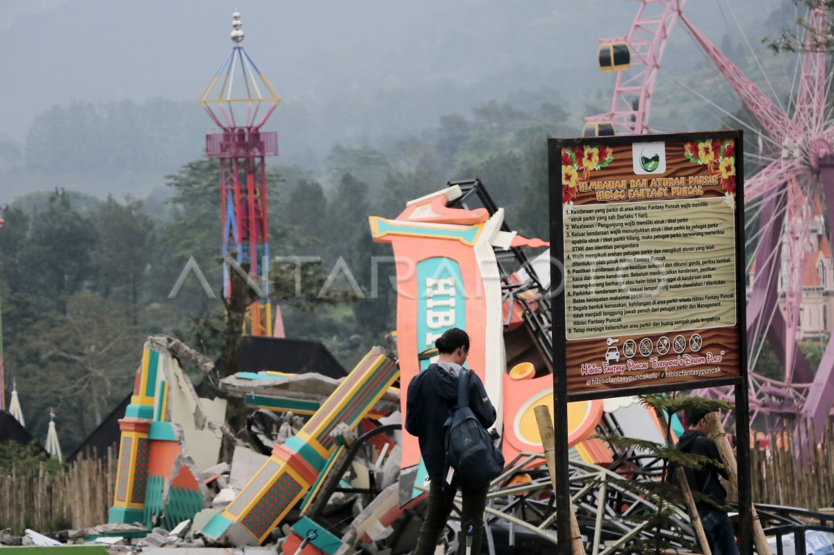 Pembongkaran tempat wisata Hibisc Fantasy Puncak Bogor
