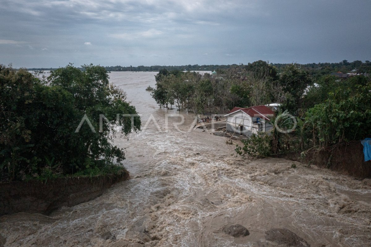 Banjir dampak anomali cuaca ekstrem di Grobogan