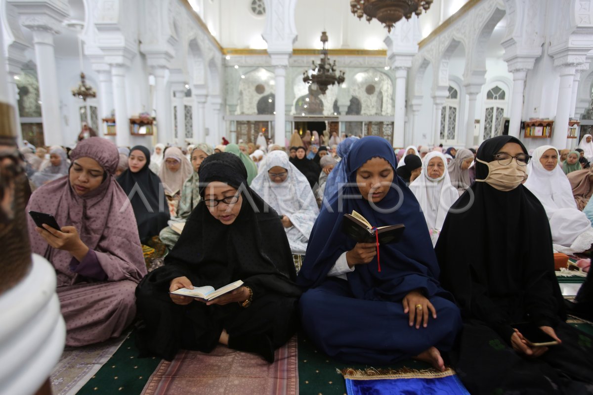 The Nuzul Quran Warning in the Masjid Raya Baiturrahman Aceh