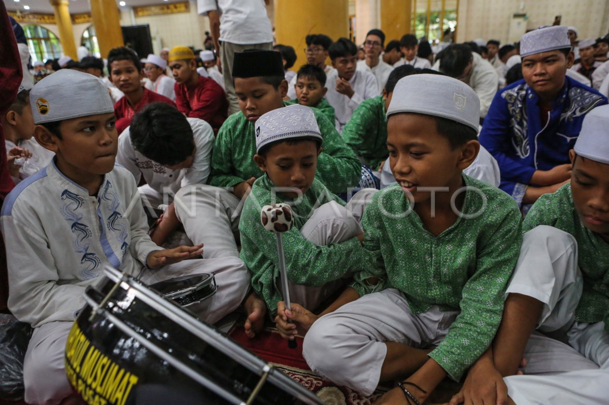 Santunan and open fasting with Kemensos