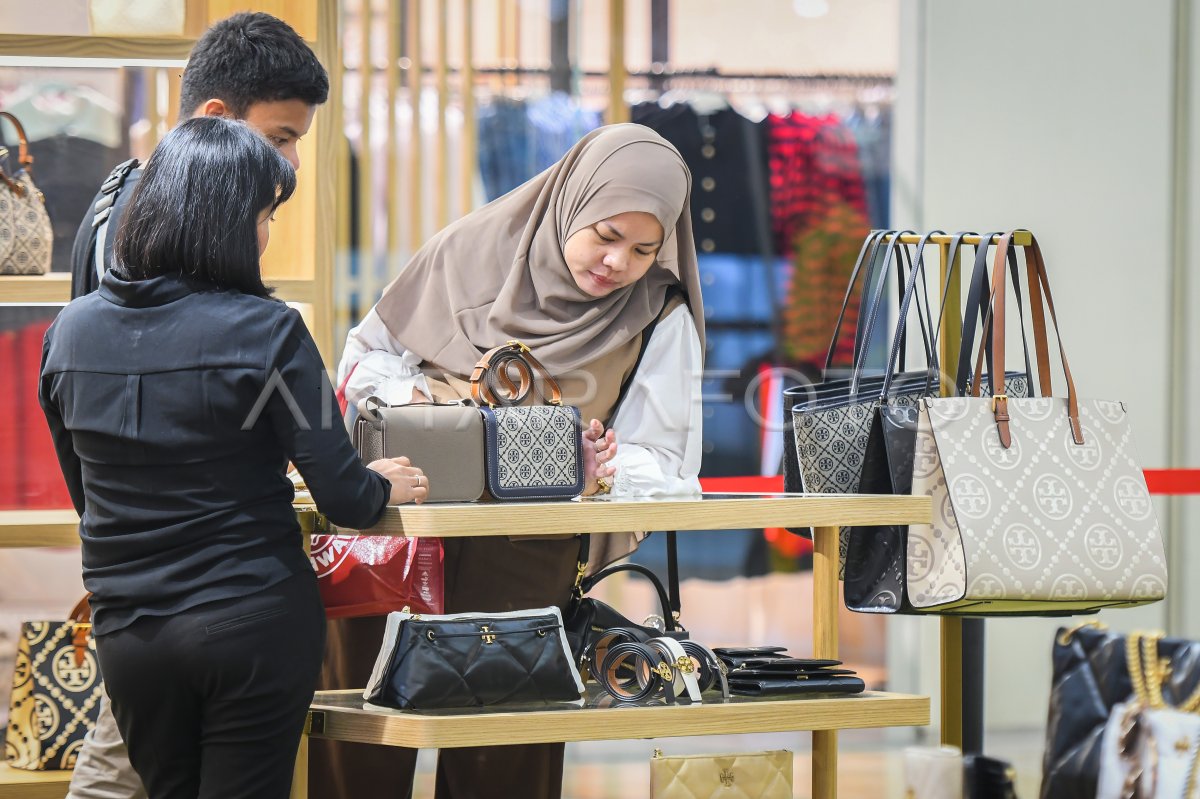 Retail sales projection when Ramadan and Eid Fitri