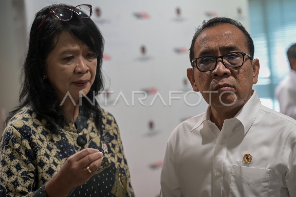 Rapat penanganan erupsi Gunung Lewotobi
