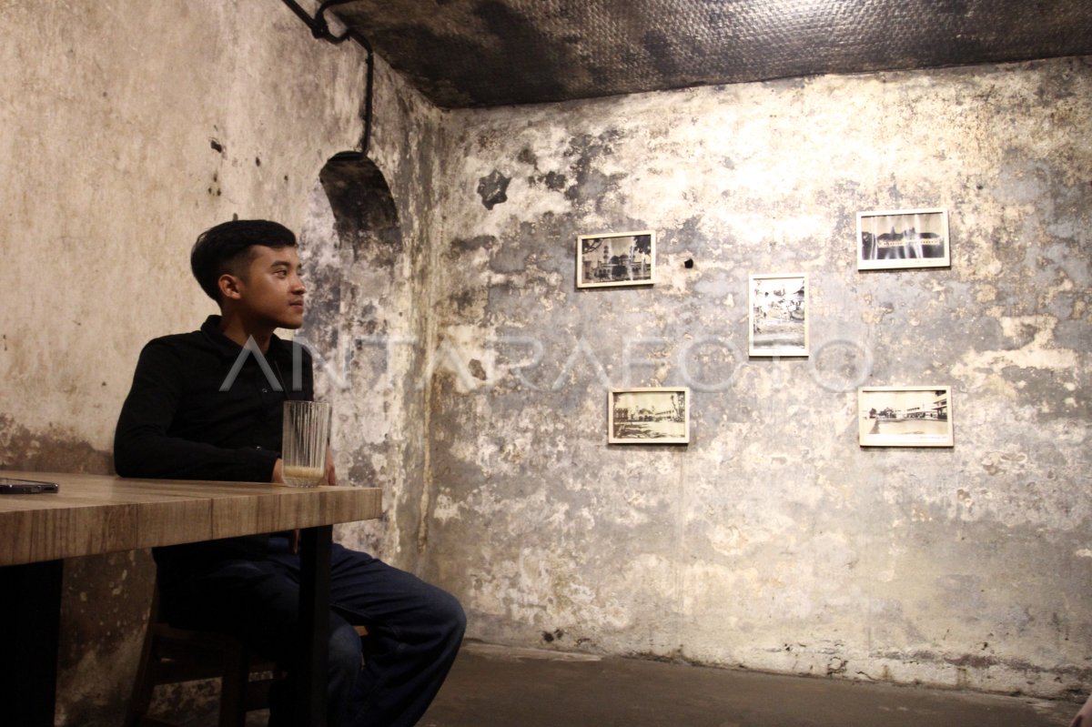 Kafe dalam bungker peninggalan Belanda di Malang