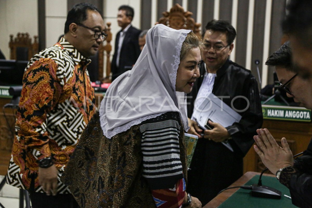 Sidang perdana kasus dugaan korupsi mantan Wali Kota Semarang
