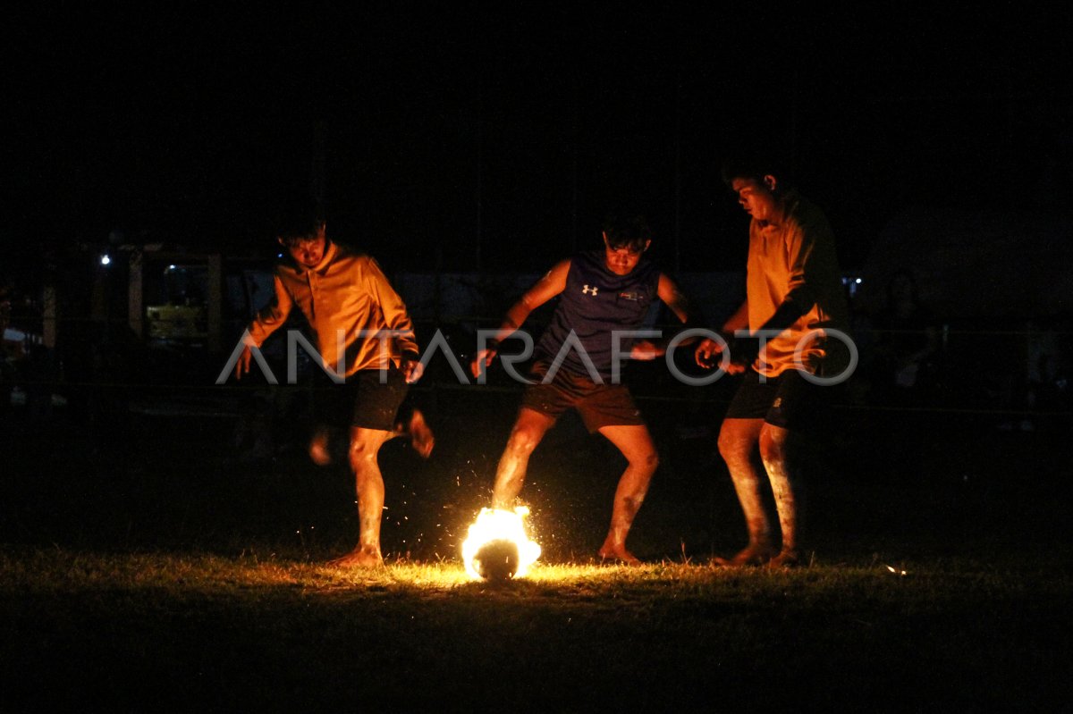 Permainan sepak sawut di Palangka Raya