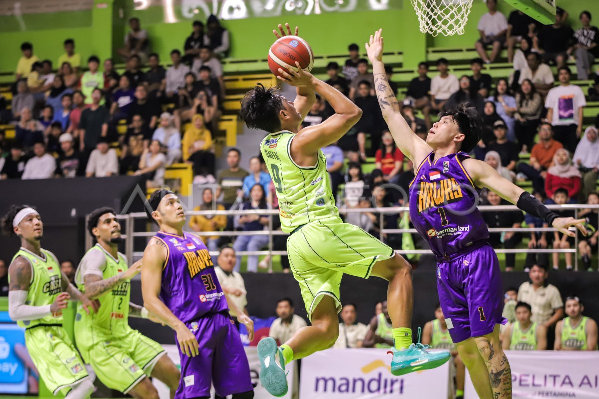 Pacific Caesar Surabaya menang atas Tangerang Hawks Basketball