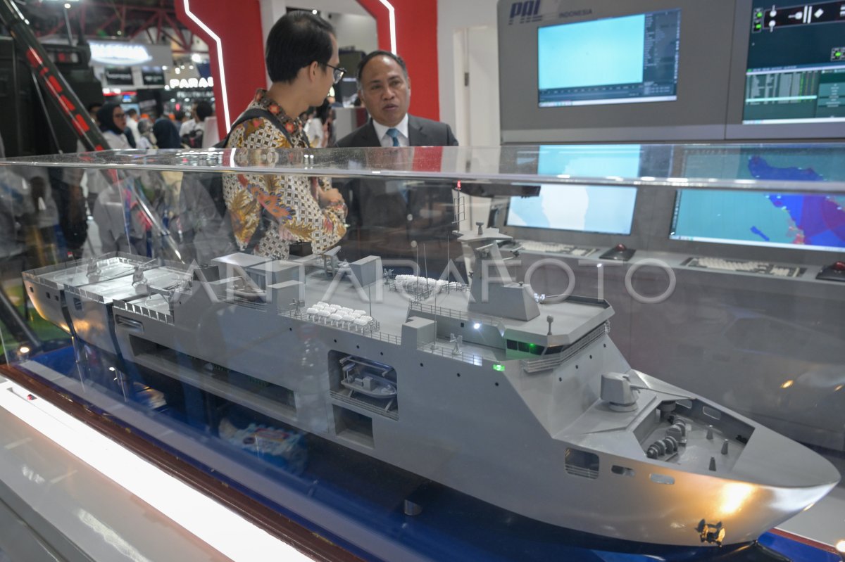 Alutsista Indo Defence Exhibition in Jakarta