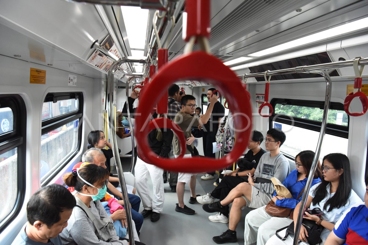 Tarif satu rupiah layanan transportasi publik di HUT Jakarta