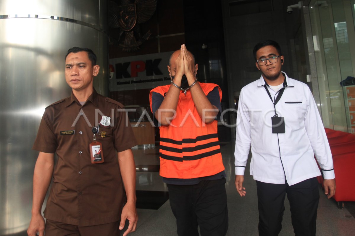 Pemeriksaan tersangka Rasuli Efendi Siregar