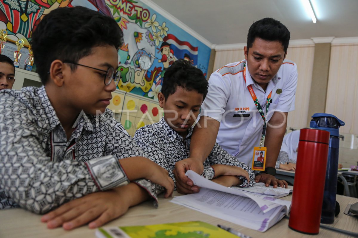 Kementerian Agama naikkan tunjangan guru non-ASN
