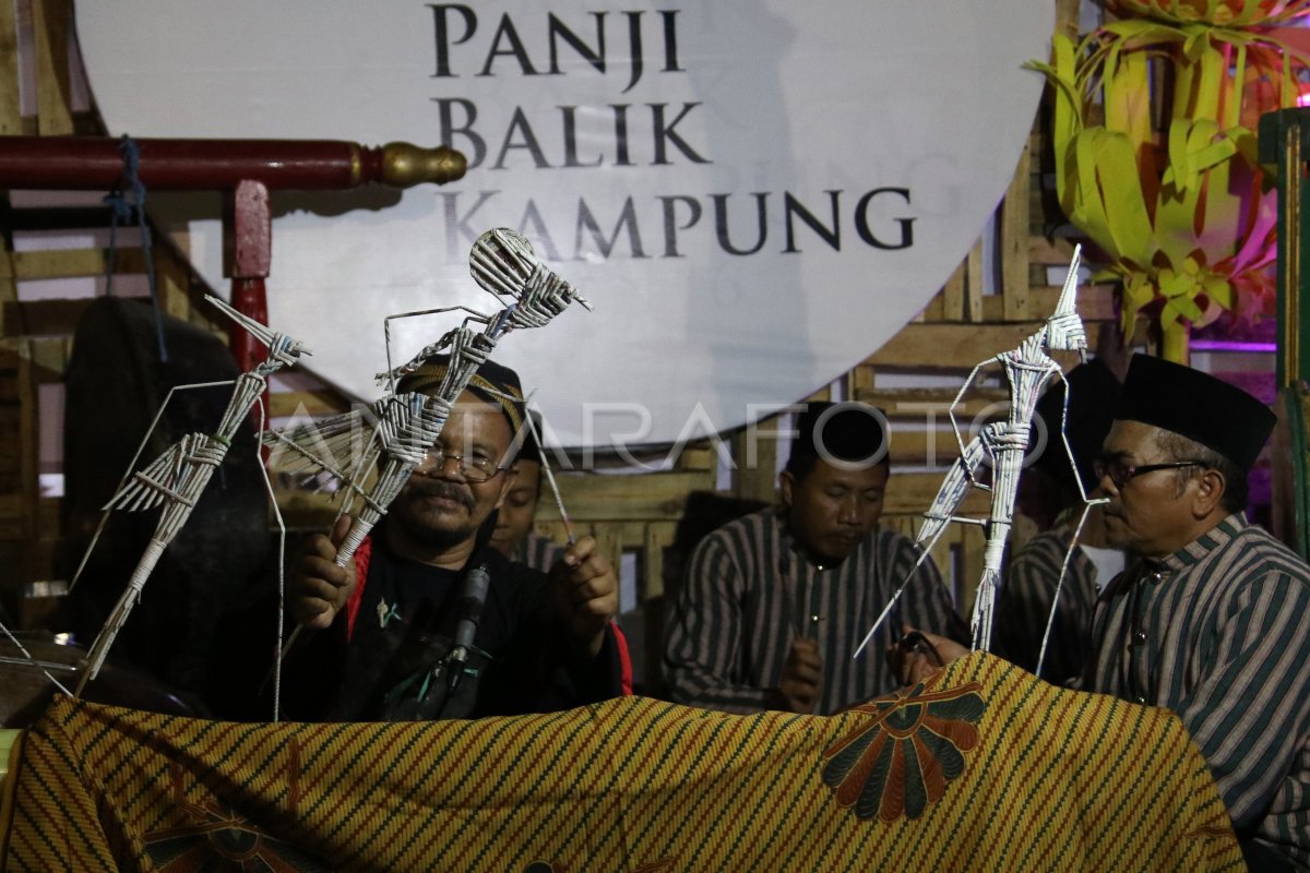 NEW CREATIVE WAYANG | ANTARA Foto