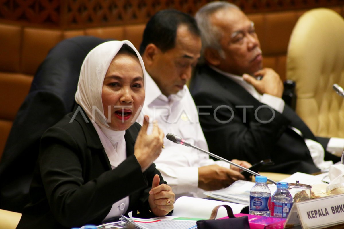 GOVERNMENT WORK MEETING WITH V DPR COMMISSION