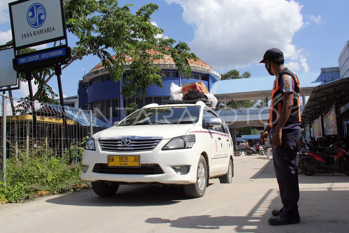 TWO PORTS OF DUMAI BEGAN TO BUSTLING DISINGGAHI | ANTARA Foto