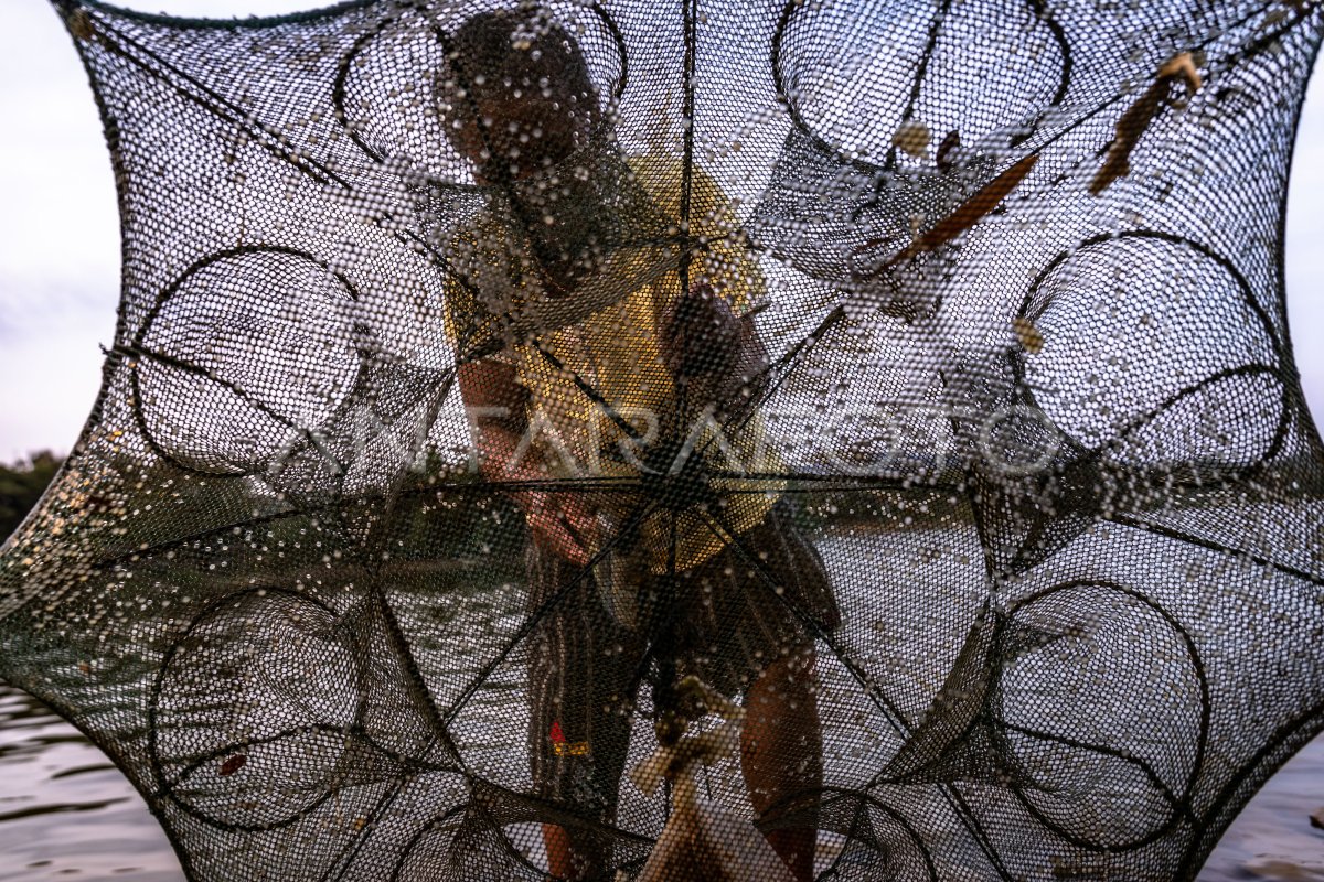 PEMANFAATAN WADUK TEMPURAN DI BLORA