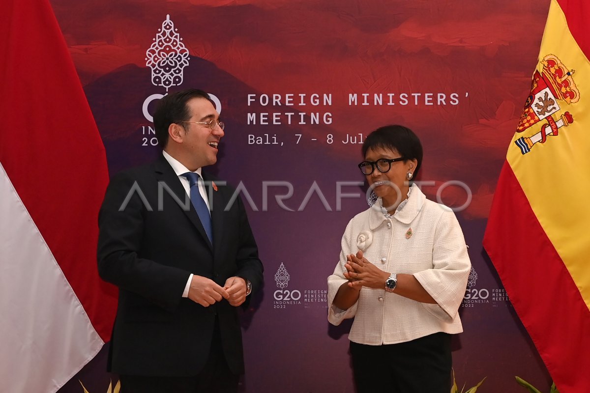 INDONESIO BILATERAL Y ESPAÑOL