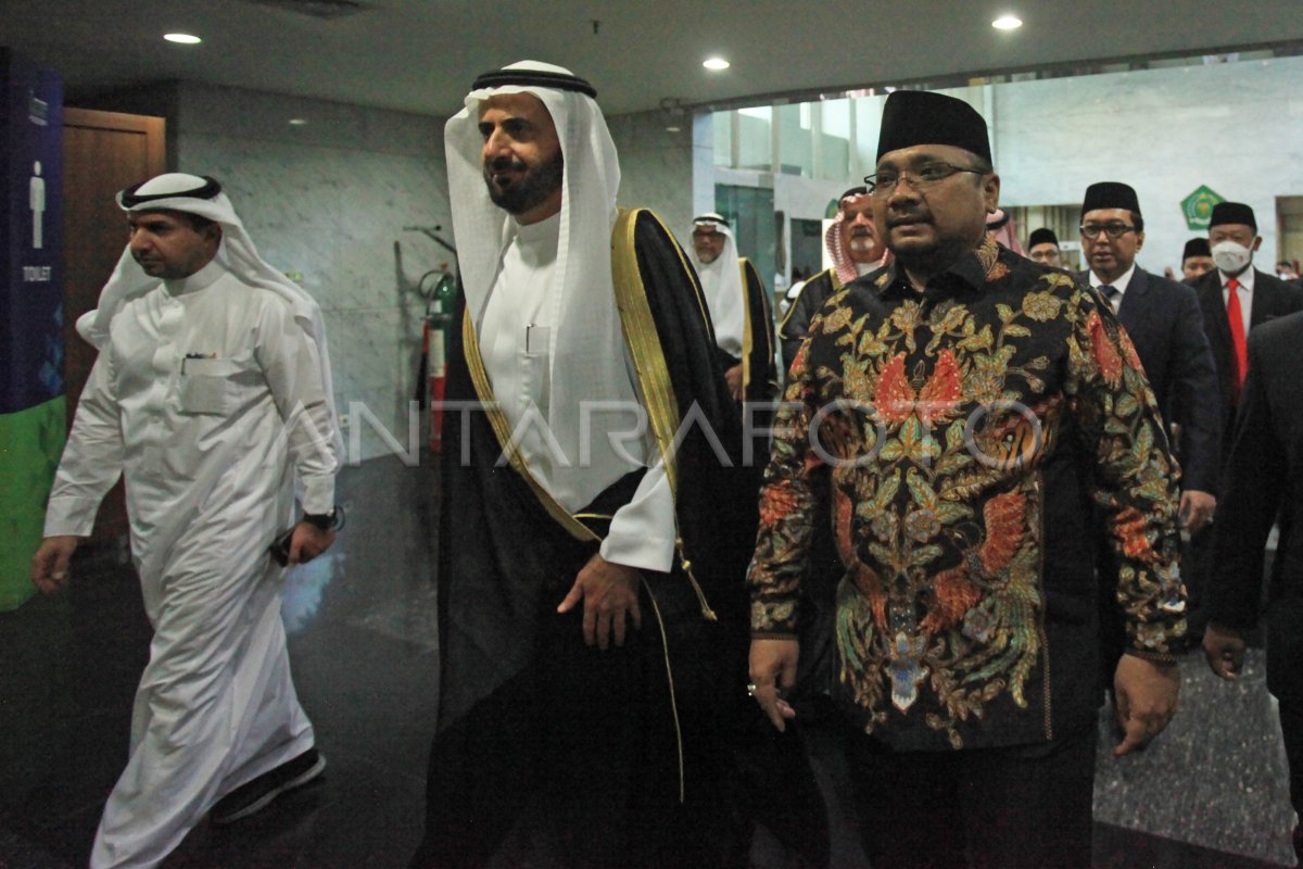 Dam olish maskanida jinsiy aloqa Cuckold va sevgilisi katta Dik