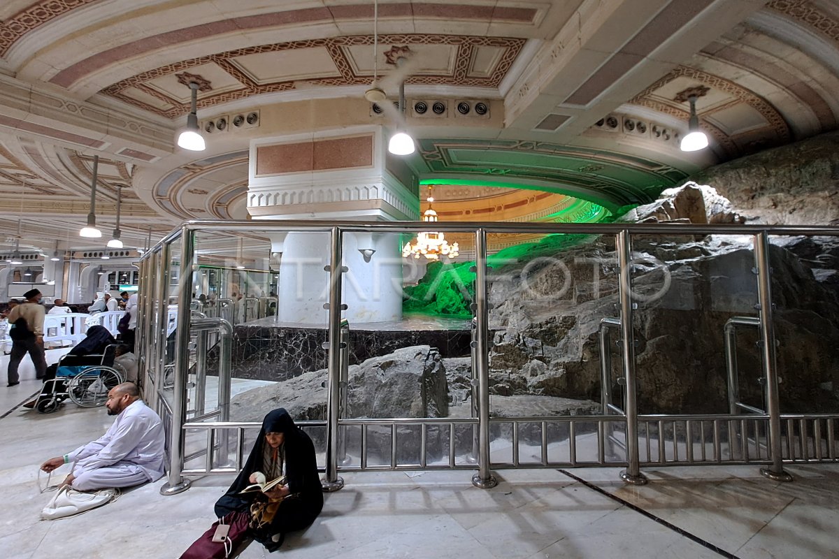 Ibadah di Bukit Shafa | ANTARA Foto