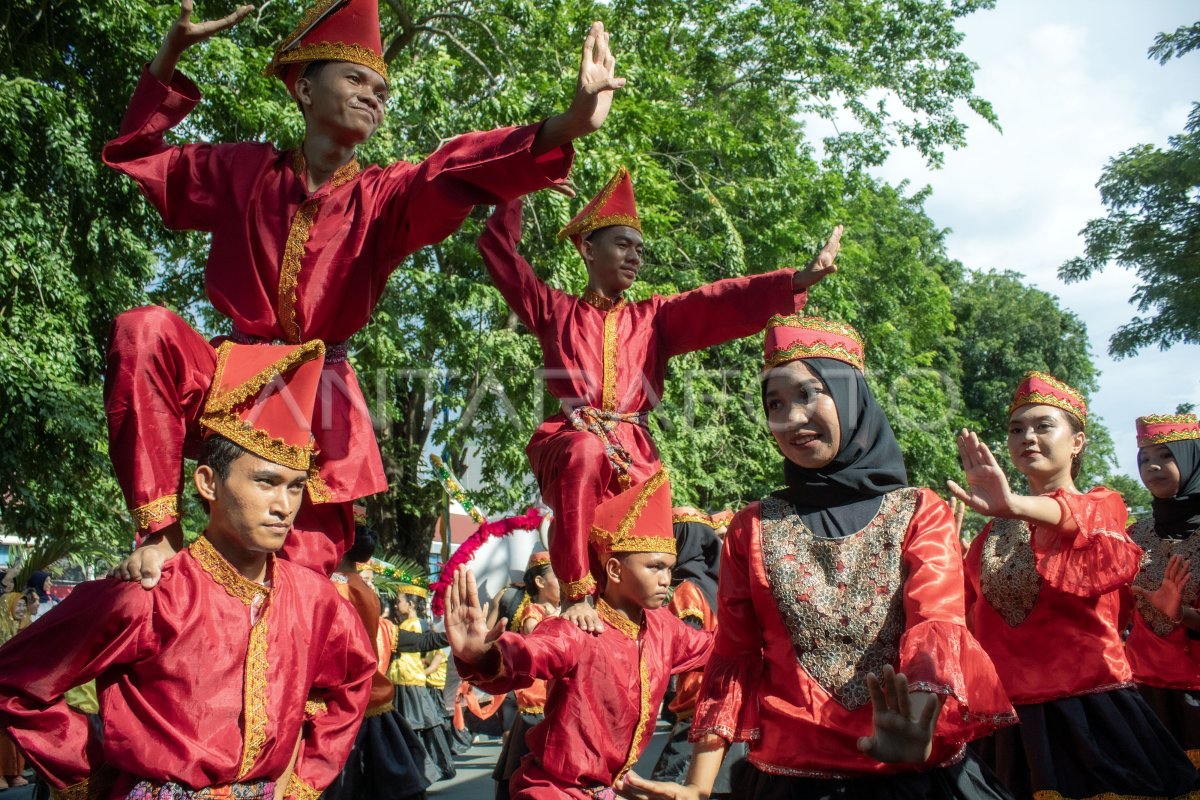 Karnaval budaya Sulawesi Tengah | ANTARA Foto